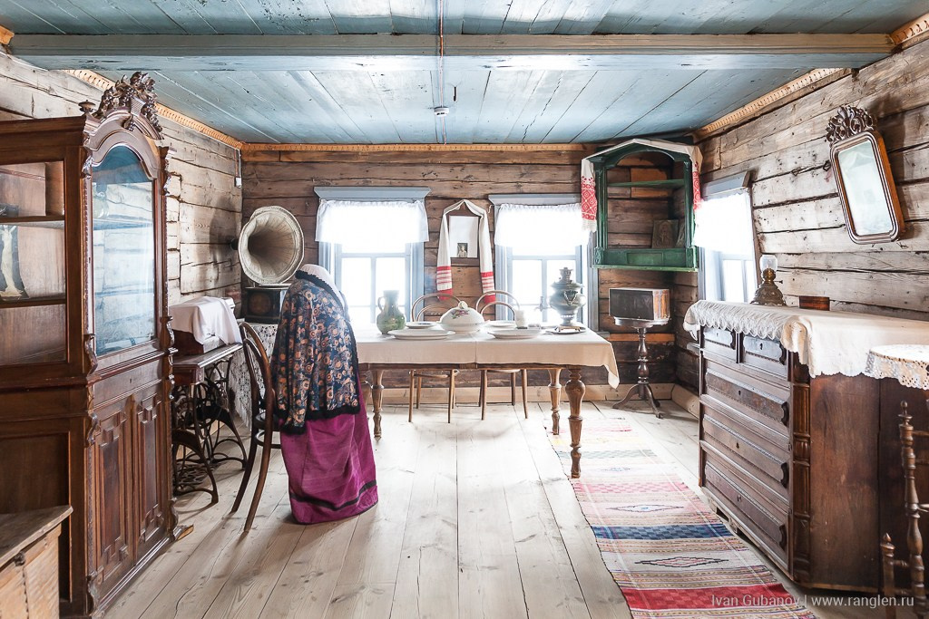 Ростов Великий и Кострома. Фотограф Иван Губанов