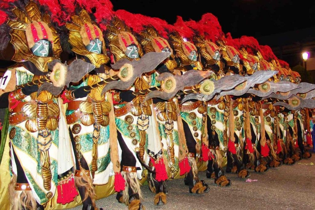 Праздник «Мавры и христиане». Гид и фотограф в Валенсии Новиков Михаил