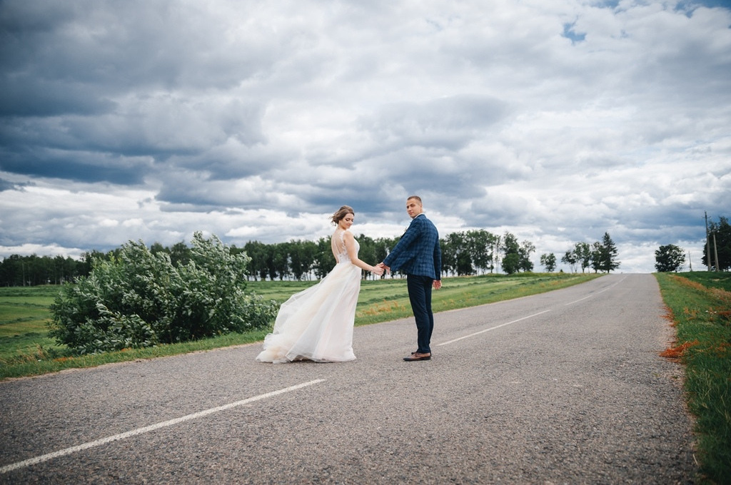 Топ открытых локаций Минска для свадебной прогулки. Свадебный и портретный фотограф в Минске Наташа Каракулова