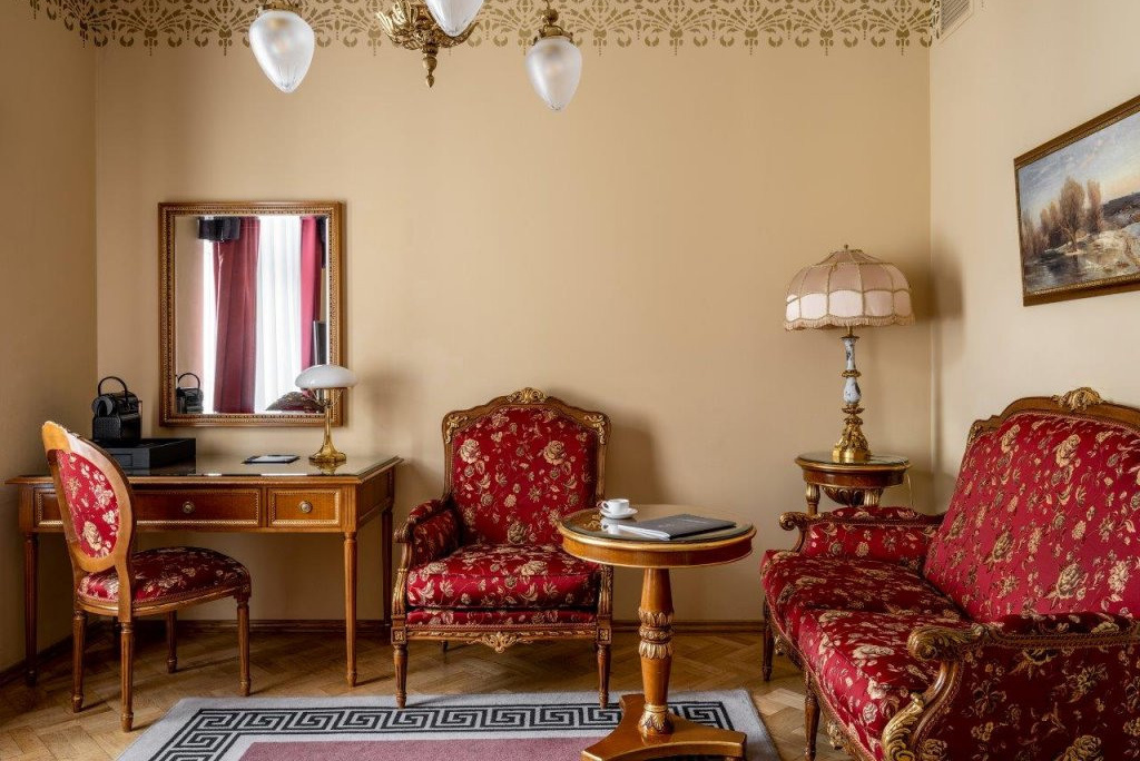 Красивые отели Москвы. Фото Радости. Свадебный и семейный фотограф в Москве Юлия Самойлова