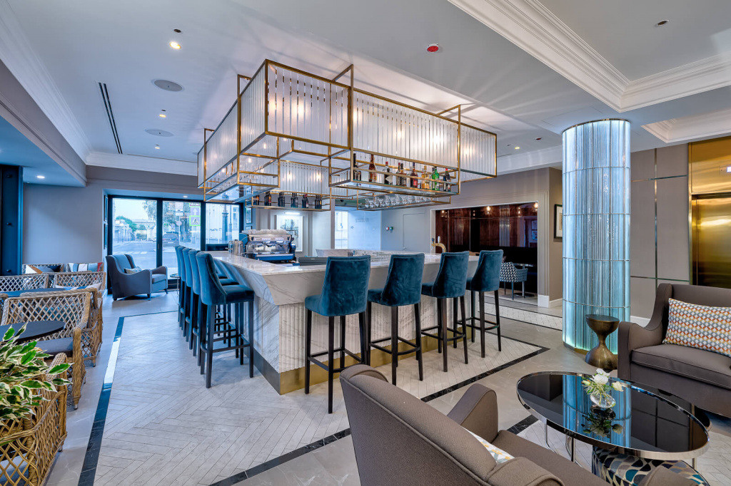 Красивые отели Москвы. Фото Радости. Свадебный и семейный фотограф в Москве Юлия Самойлова