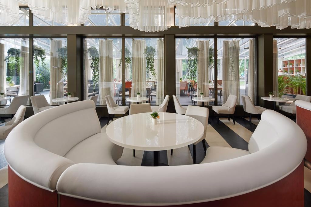 Красивые отели Москвы. Фото Радости. Свадебный и семейный фотограф в Москве Юлия Самойлова