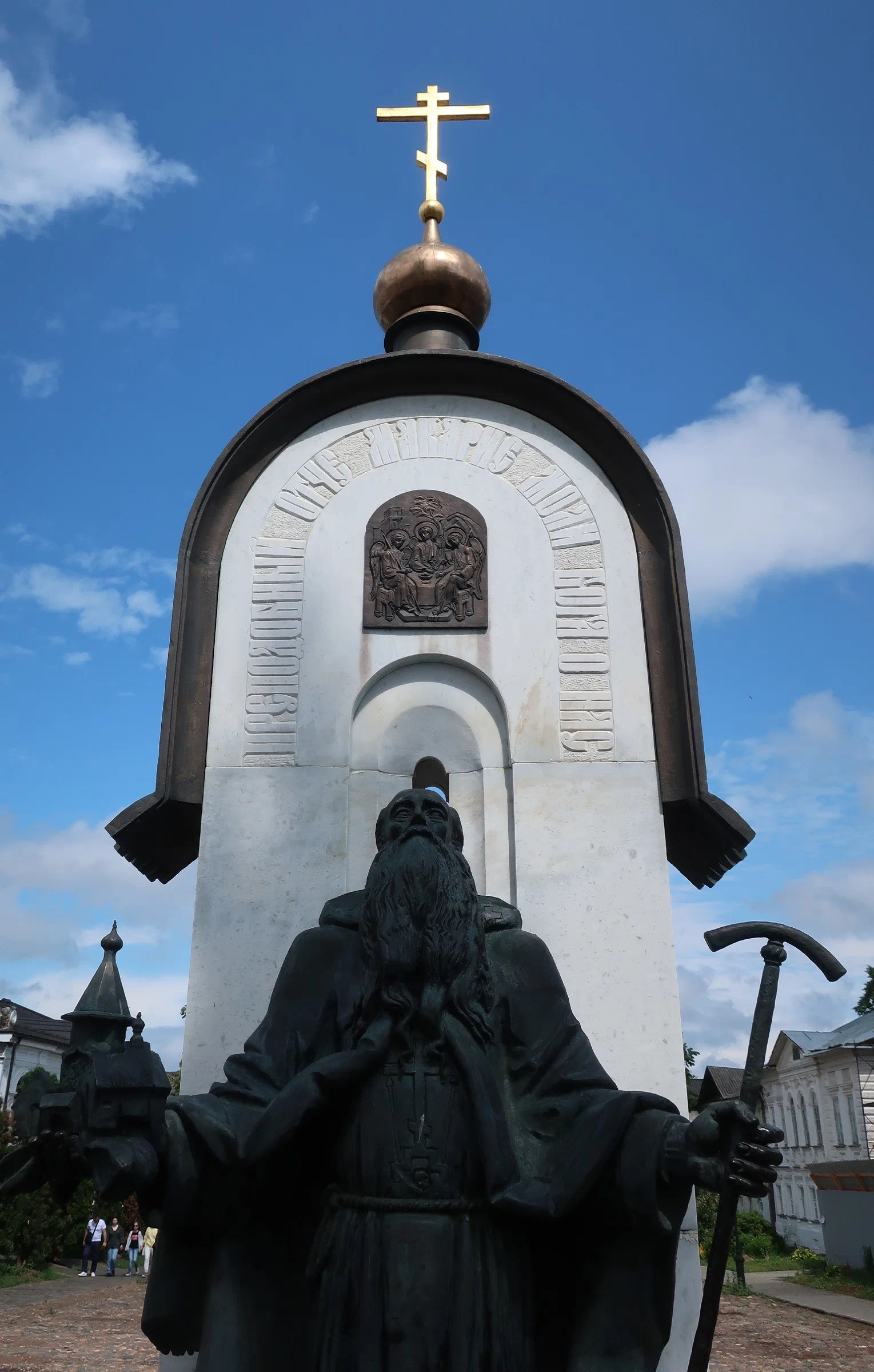 Калязин — город с непростой судьбой. Проект «Фотокладовка»: блог уличной фотографии в формате street photo