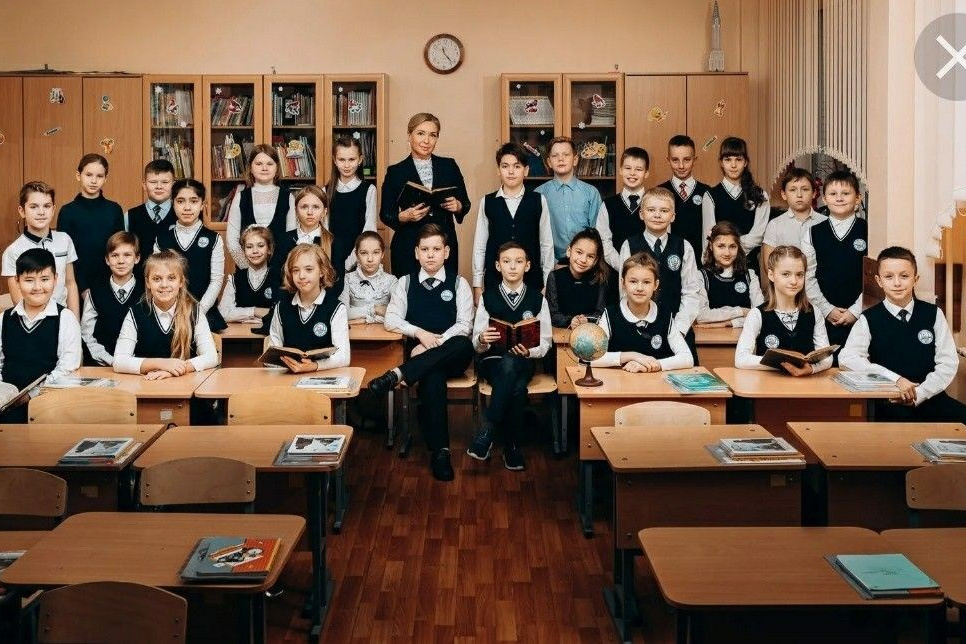 ОБЩИЕ ФОТО. Современные выпускные альбомы в Минске и других городах Республики Беларусь