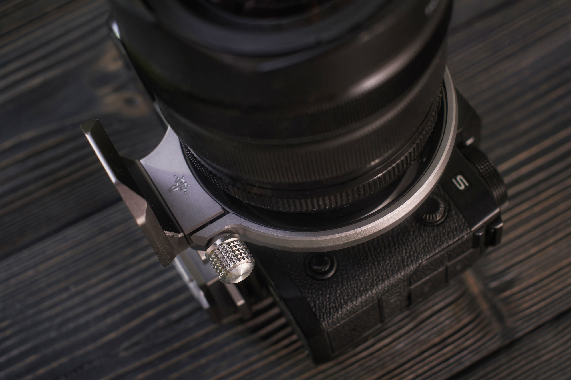 Кольцевое штативное крепеление как замена L-pate. Фотограф Константин Шамин