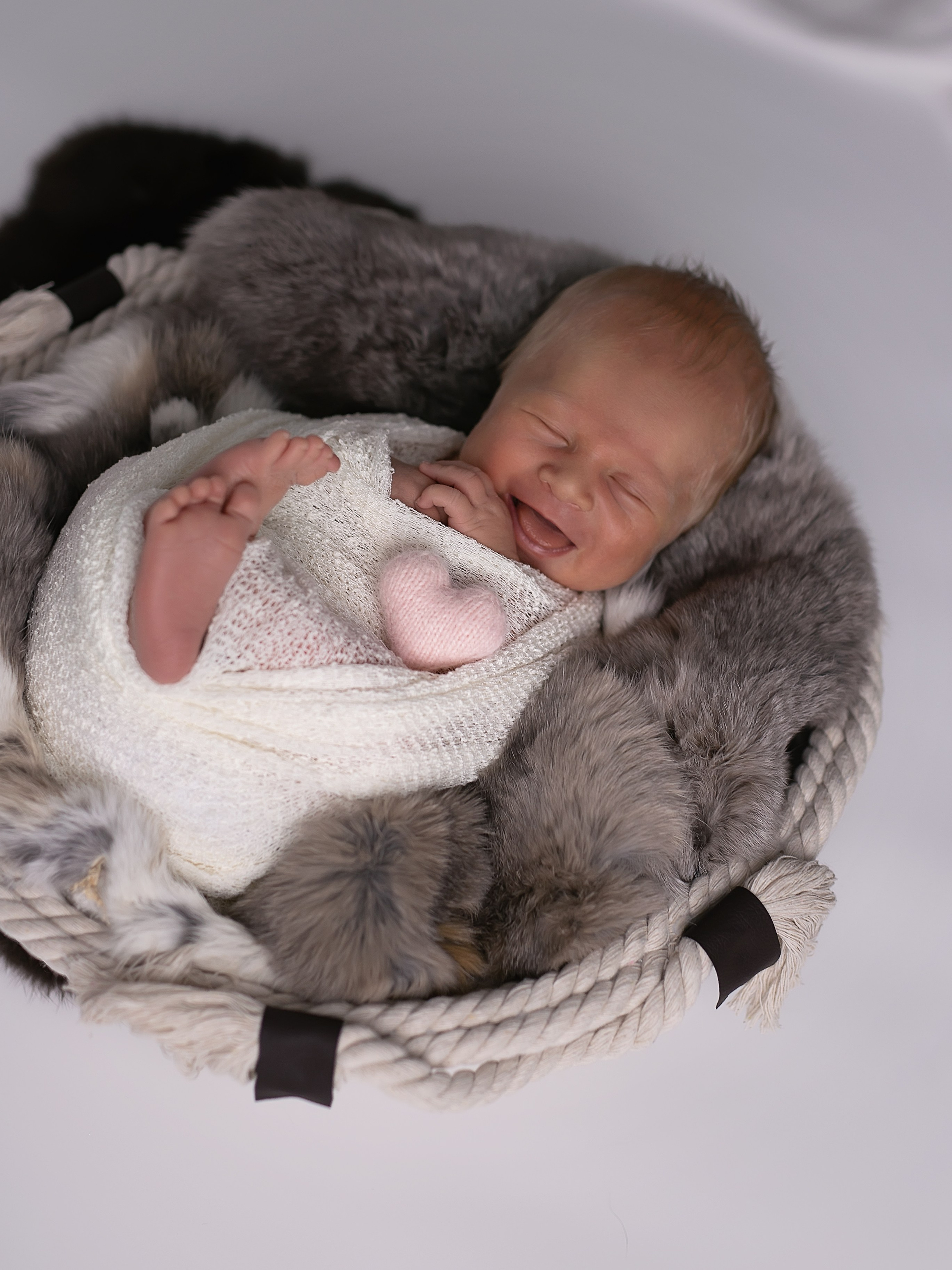 Новорожденные. Фотограф в Перми Anastasia Aone