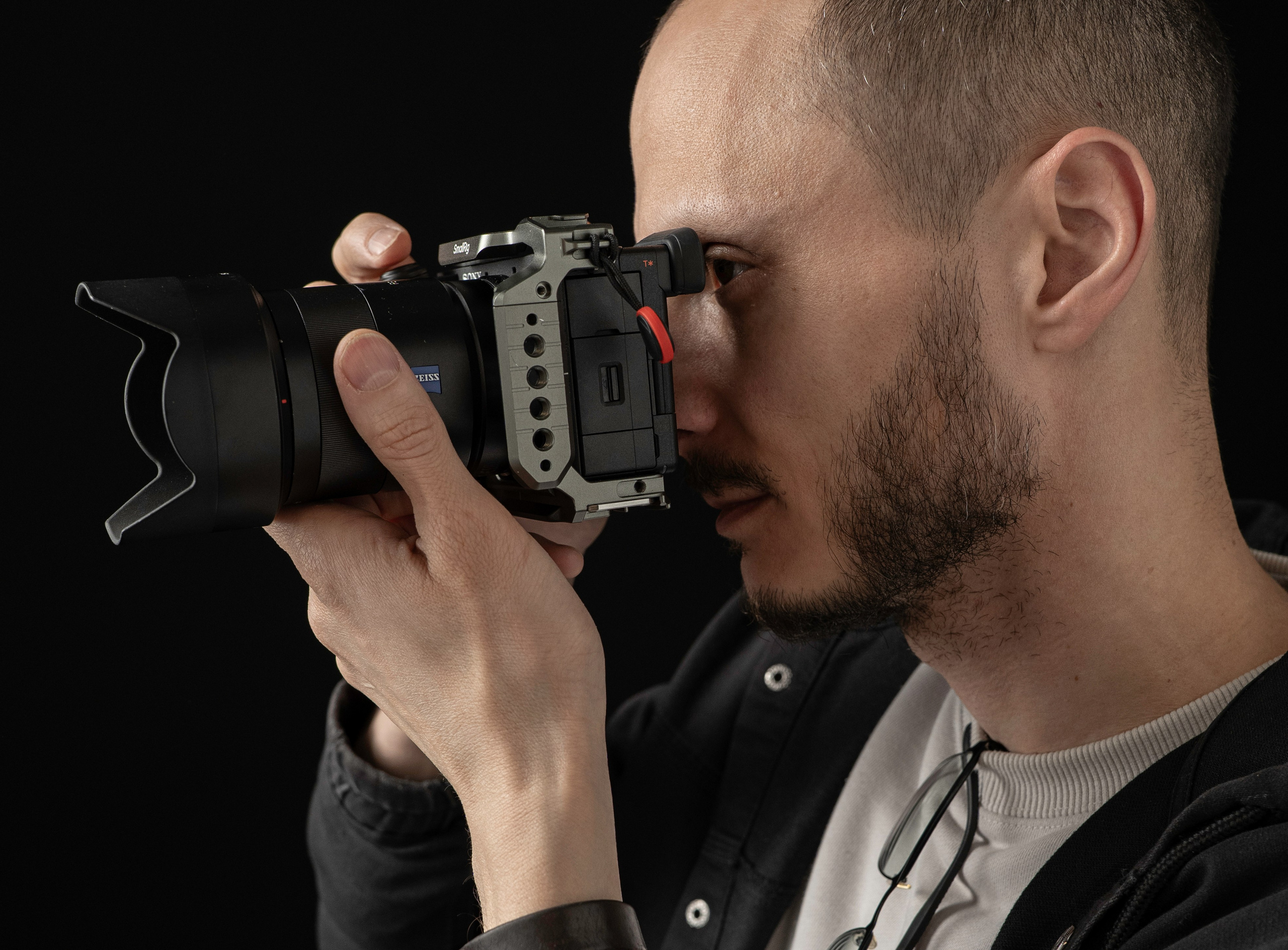 Преподаватель Лаборатории Дмитрий Лукьянов рассказывает о своей технике. Обучение для фотографов, видеографов, фильммейкеров, режиссёров, художников