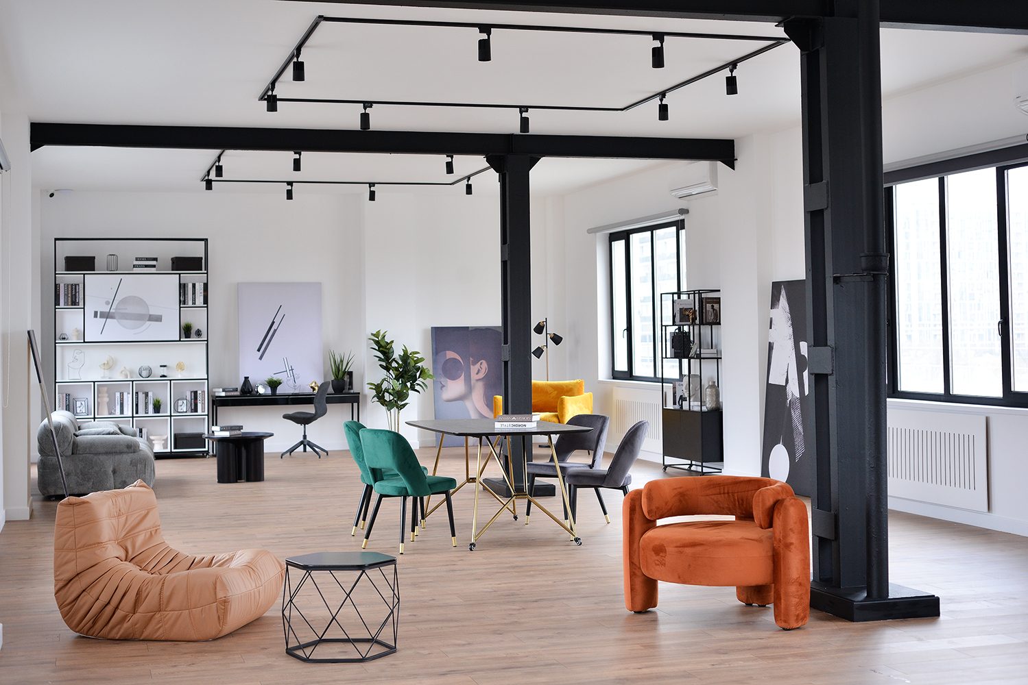 Красивые фотостудии Москвы для проведения фотосессий. Портретный и семейный фотограф Юлия Герман