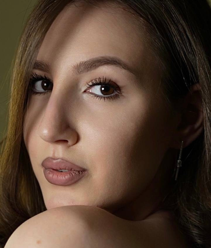 Контакты. Съемка предметных видео для брендов