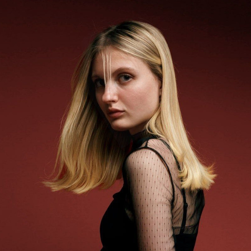 Контакты. Фотограф Yadness