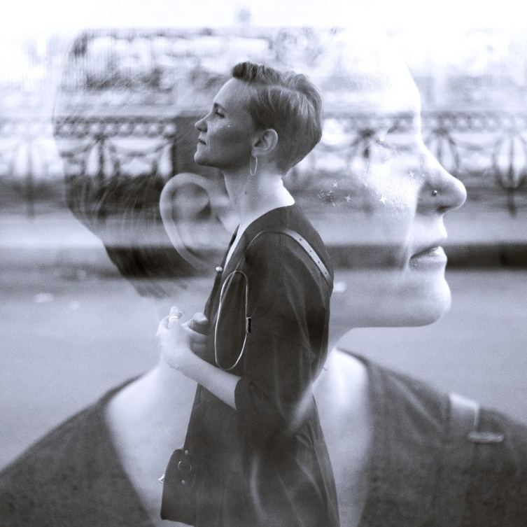 Contacts. Photographer and videographer Valeria Lisauske