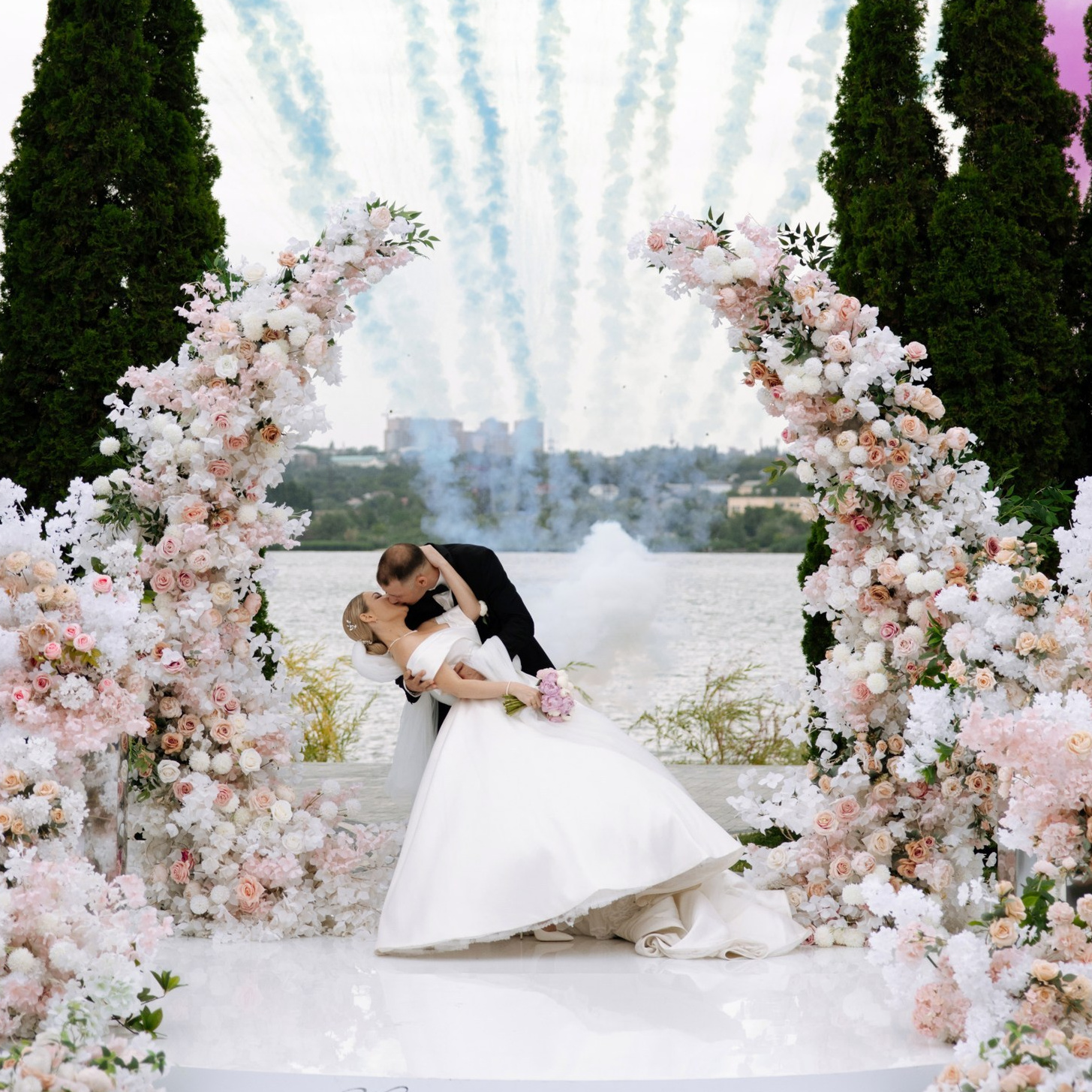 Выездная регистрация брака в Ростове-на-Дону NOVIKOVA EVENT DOM | Организация свадеб