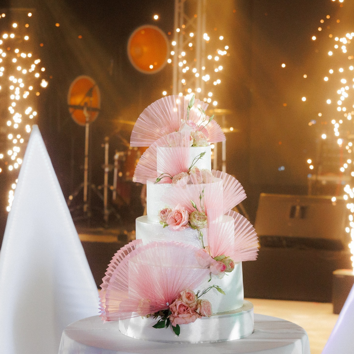 Эффектный свадебный финал в Ростове-на-Дону — организация NOVIKOVA EVENT DOM