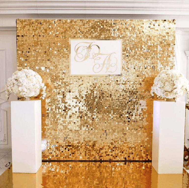 Свадебная фотозона. Студия праздничного декора