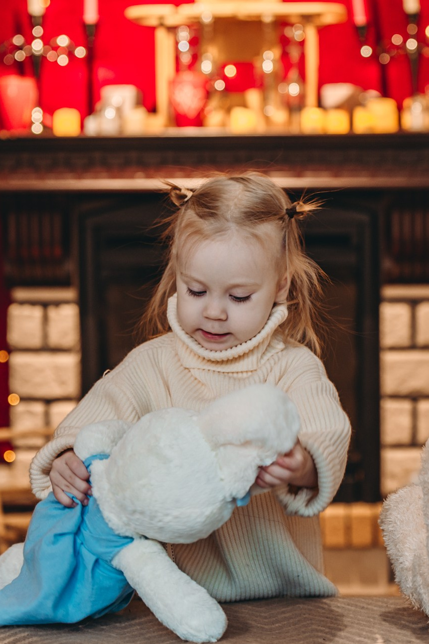 Семейная фотосессия в Иркутске Осенняя фотосессия в уютной студии в Иркутске