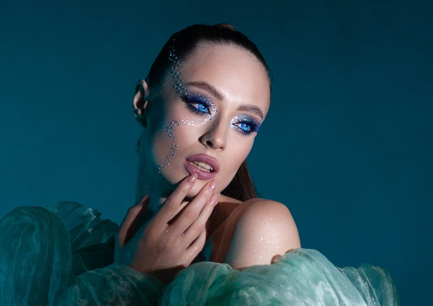 Цены на каталожную съемку. Контент фотограф в Москве