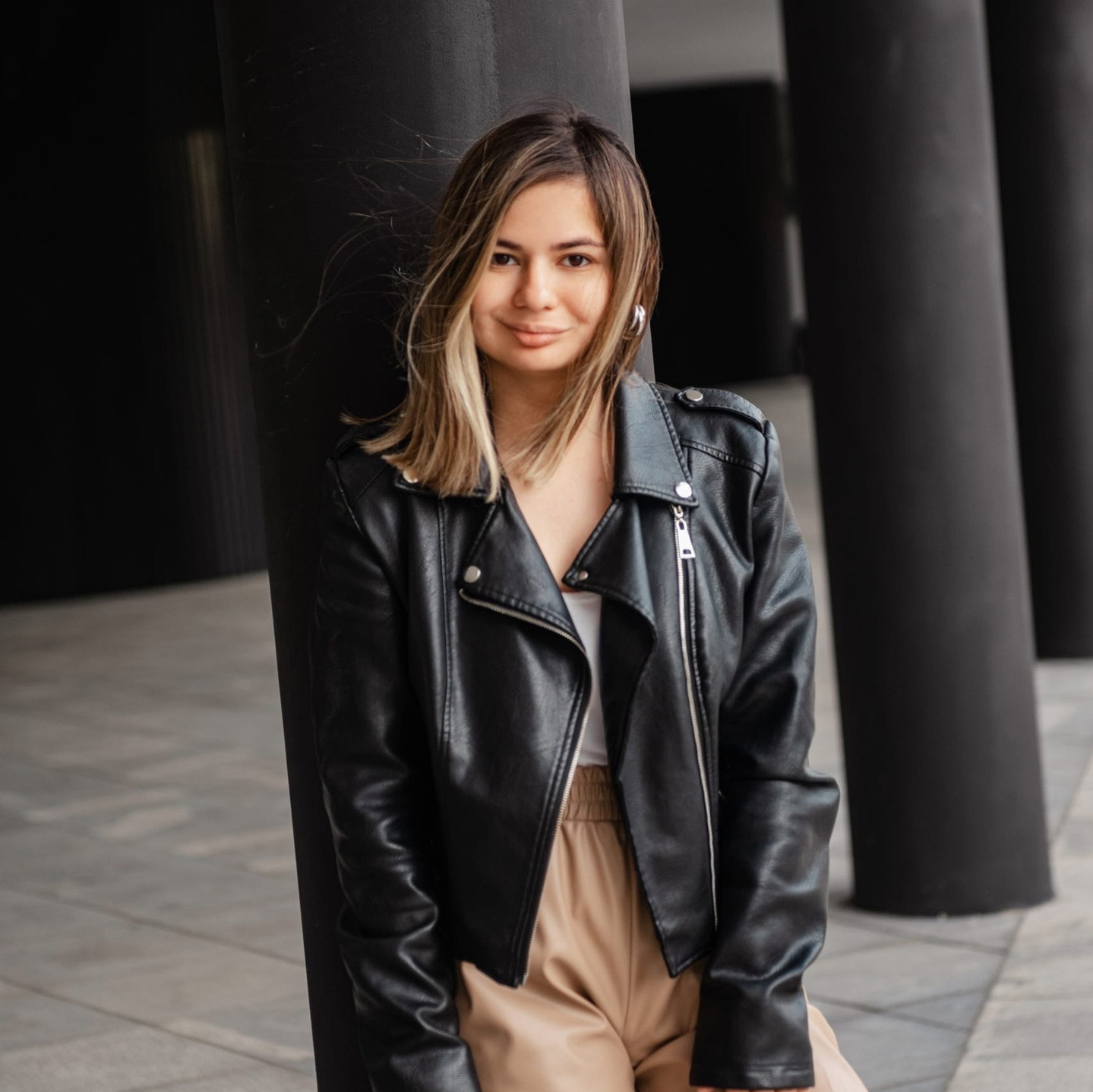 Контакты. Эвелина Бекова Фотограф Москва