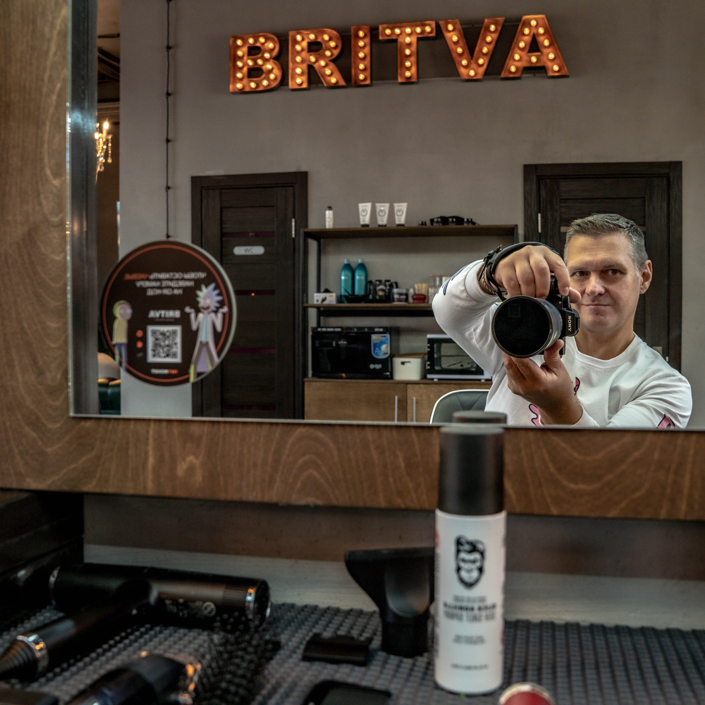 Контакты. Фото и видео съёмка на заказ. VAU Studia. Москва