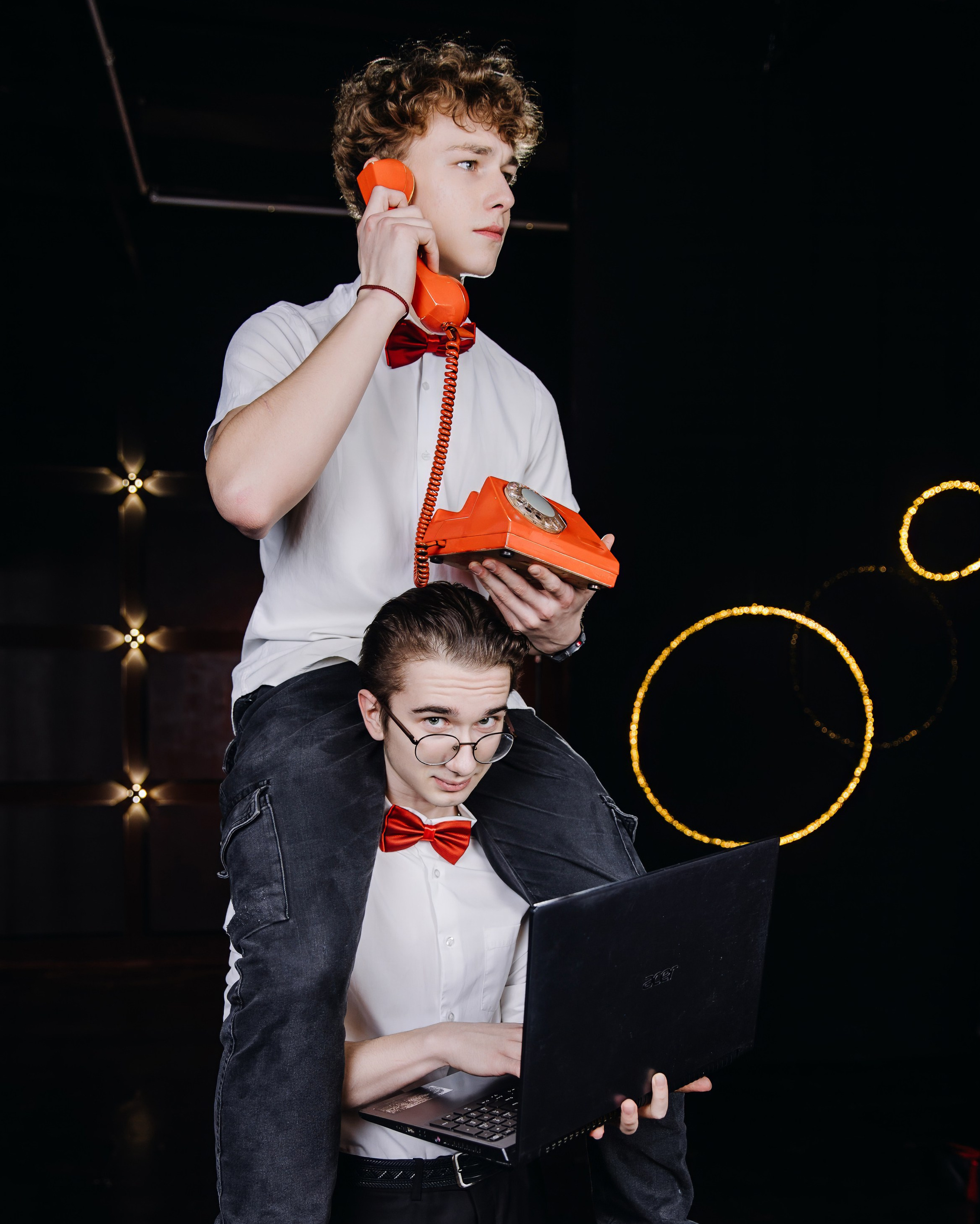 Контакты школьного фотографа | Съёмка выпускных альбомов в Нижнем Новгороде. Школьная съемка и создание выпускных альбомов в Нижнем Новгороде