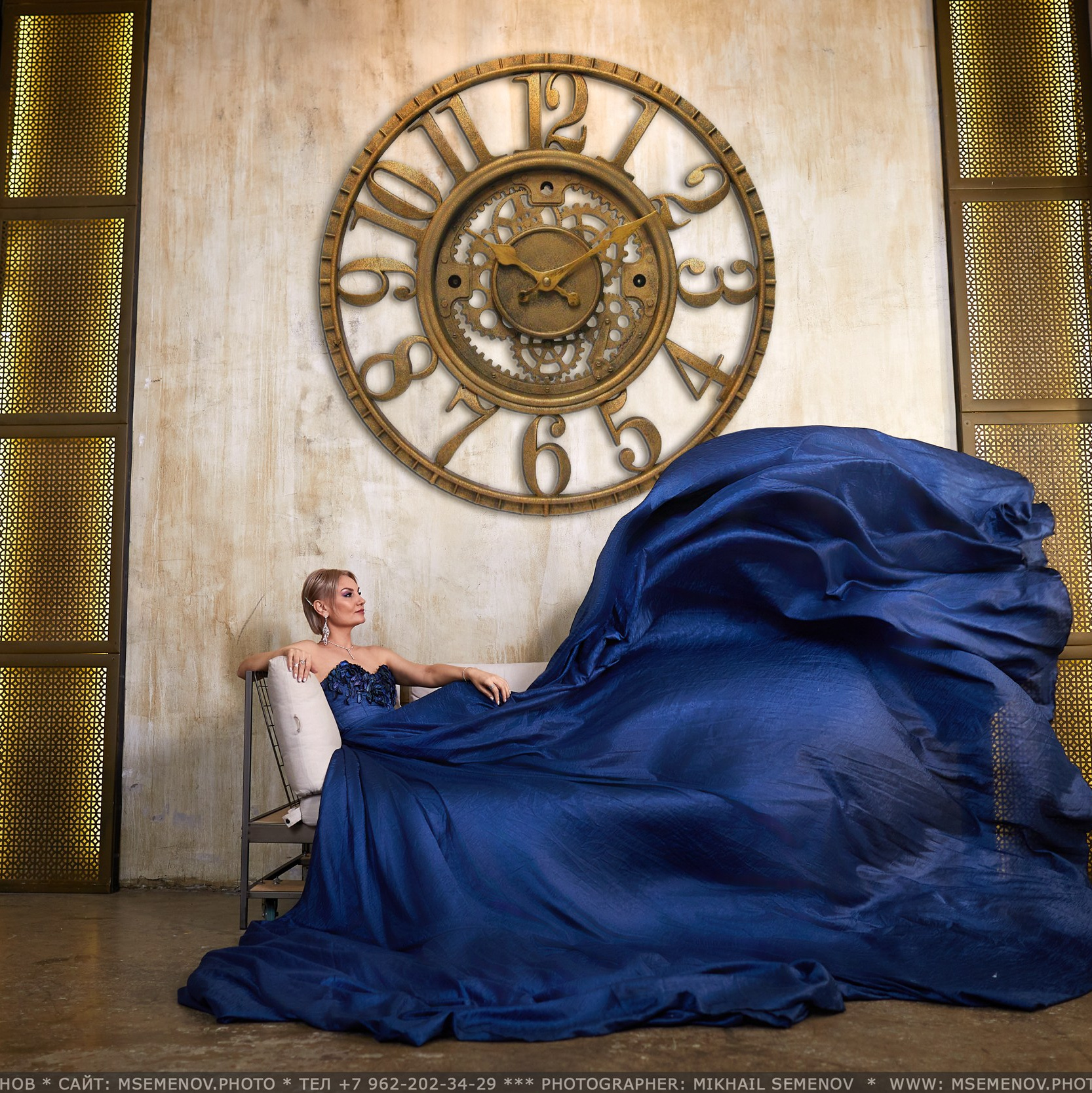 Gift Certificate. Photographer for business Mikhail Semenov. Aqua photo studio, photo school