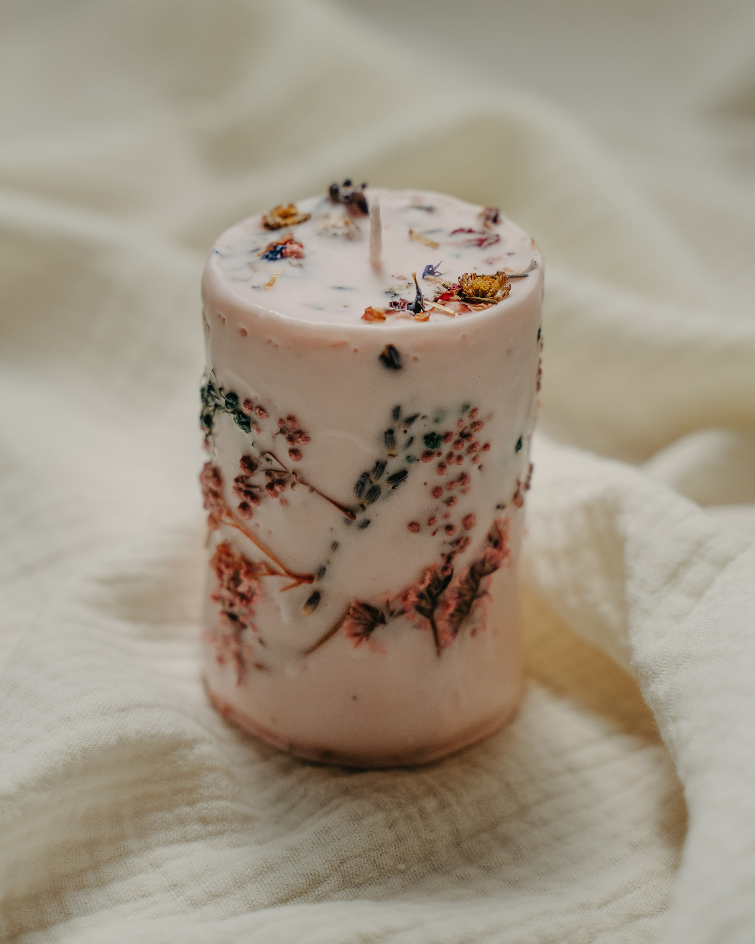 Дни рождения и девичники свечи Аделя Кутуя