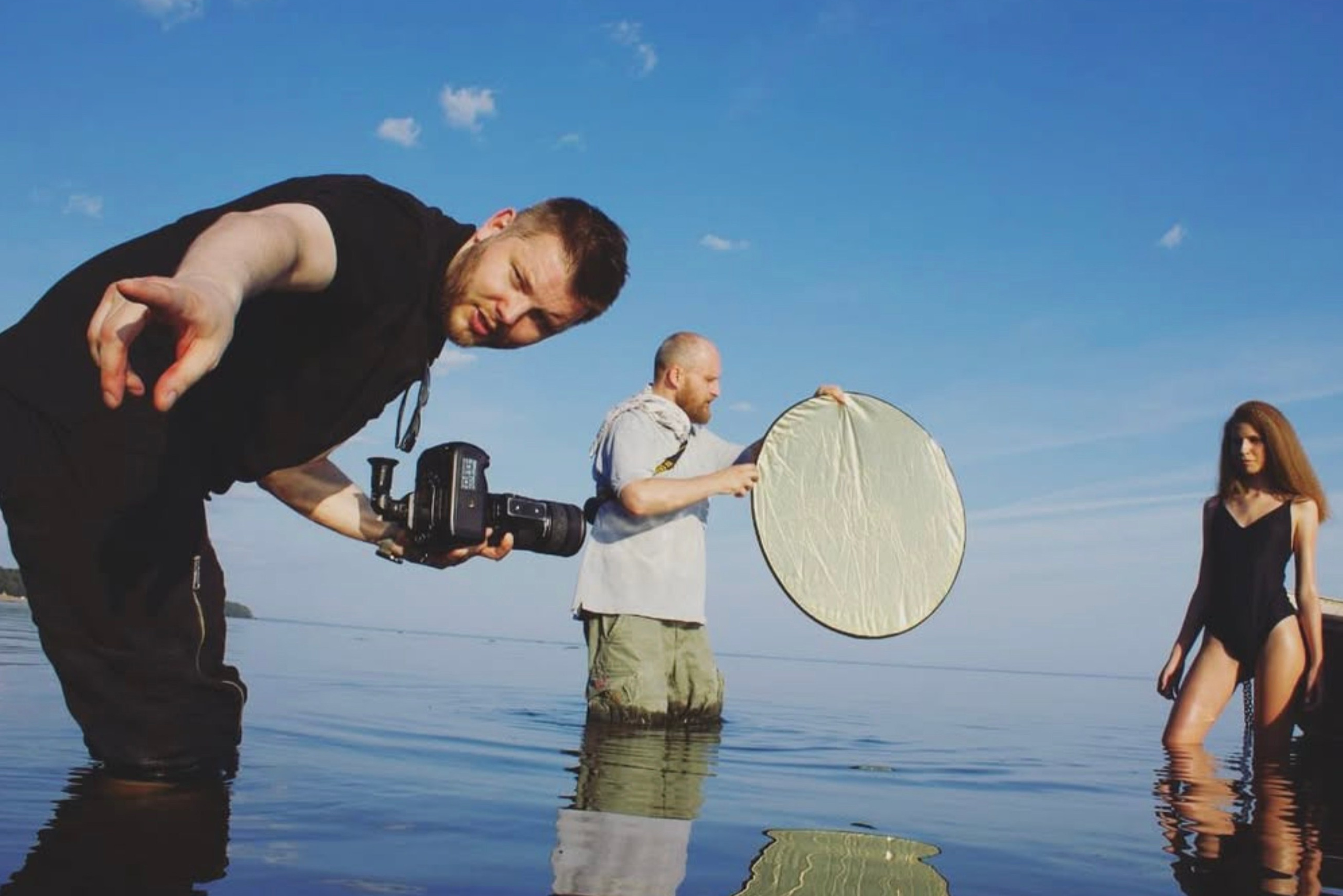 Фэшн-фотограф и арт-портретист Дмитрий Оболенский. Студийная съемка с контрастным светом. Работы для модных изданий, рекламы и личных портфолио. Санкт-Петербург и выезд по миру.