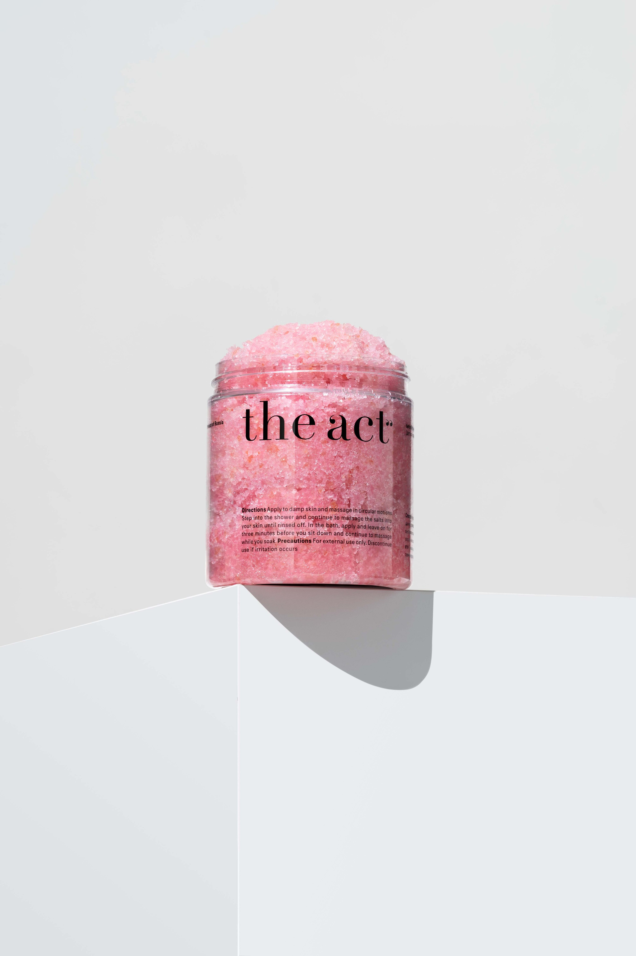 Творческая съемка TheAct. Студия рекламной и предметной съемки товаров WELKO Studio