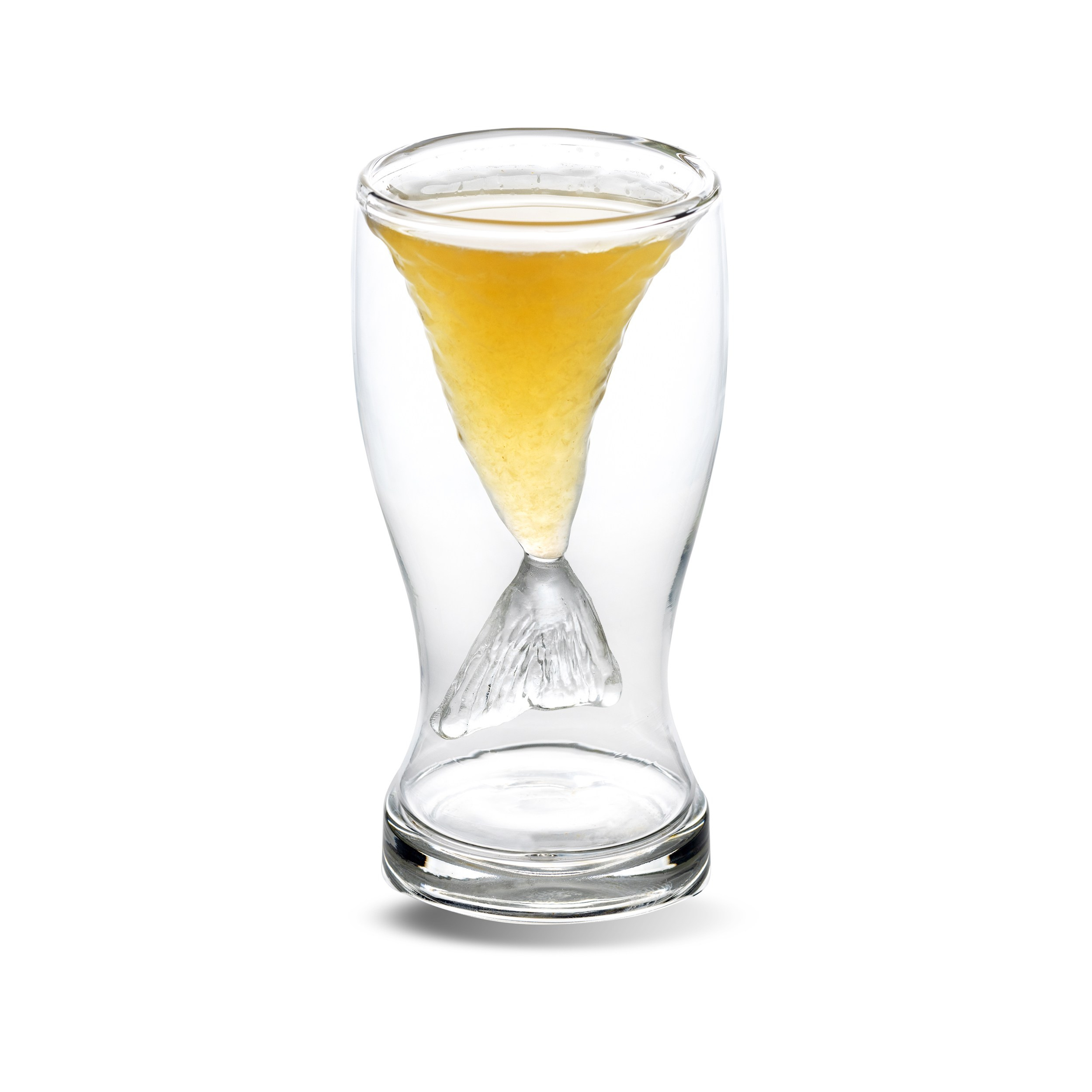 Коктейли на белом фоне. Фуд и предметный фотограф Гришина Ольга