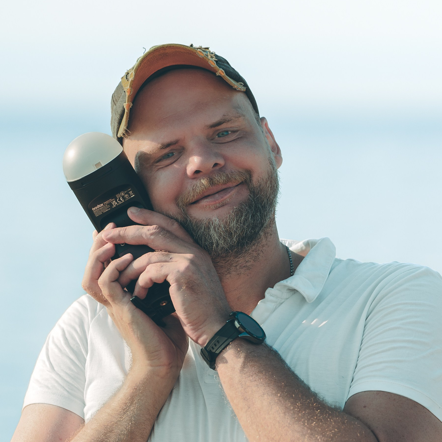 Портретная фотосессияСемейная фотосессияДетская фотосессияЛюбовная/Love-story фотосессияСвадебная фотосессияФотосессия для помолвкиПрофессиональный/деловой портретРекламная/коммерческая фотосессияФотосессия продукции (товары)Фотосессия моды (fashion)Бьюти-съемка (красота, макро-детали лица)Фотосессия lifestyle (повседневная жизнь, атмосфера)Фотосессия в полёте/авиационная (иногда отдельно как аэросъемка)Пейзажная/ландшафтная фотосессияАрхитектурная фотосессияАнфас/студийная фотосессияНю-фотосессия (с оговорками об этике и согласии)Фотосессия для артистов/музыкантовФотосессия для блогеров и инфлюенсеровФотосессия в стиле ретро/винтажЭко- и концептуальная съемка (арт-иллюстративная)Фотосессия для мероприятий (часто как репортажная)Aerial/дрон-съемка (в сочетании с портретной или пейзажной частью)Инфографическая/презентационная фотосессия (для презентаций и каталогов)