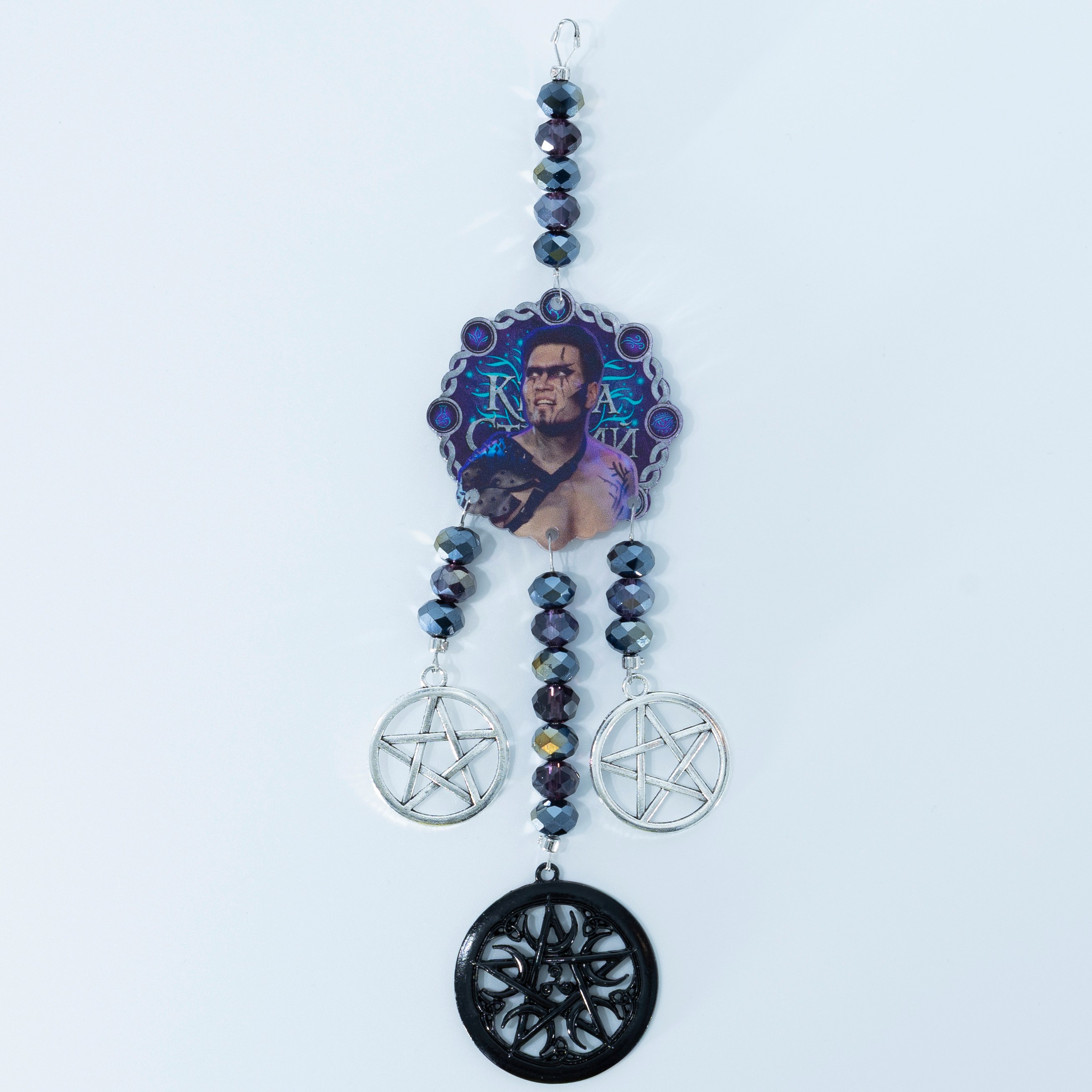 Мерч «Книга стихий». Фотограф Виктор Степанов