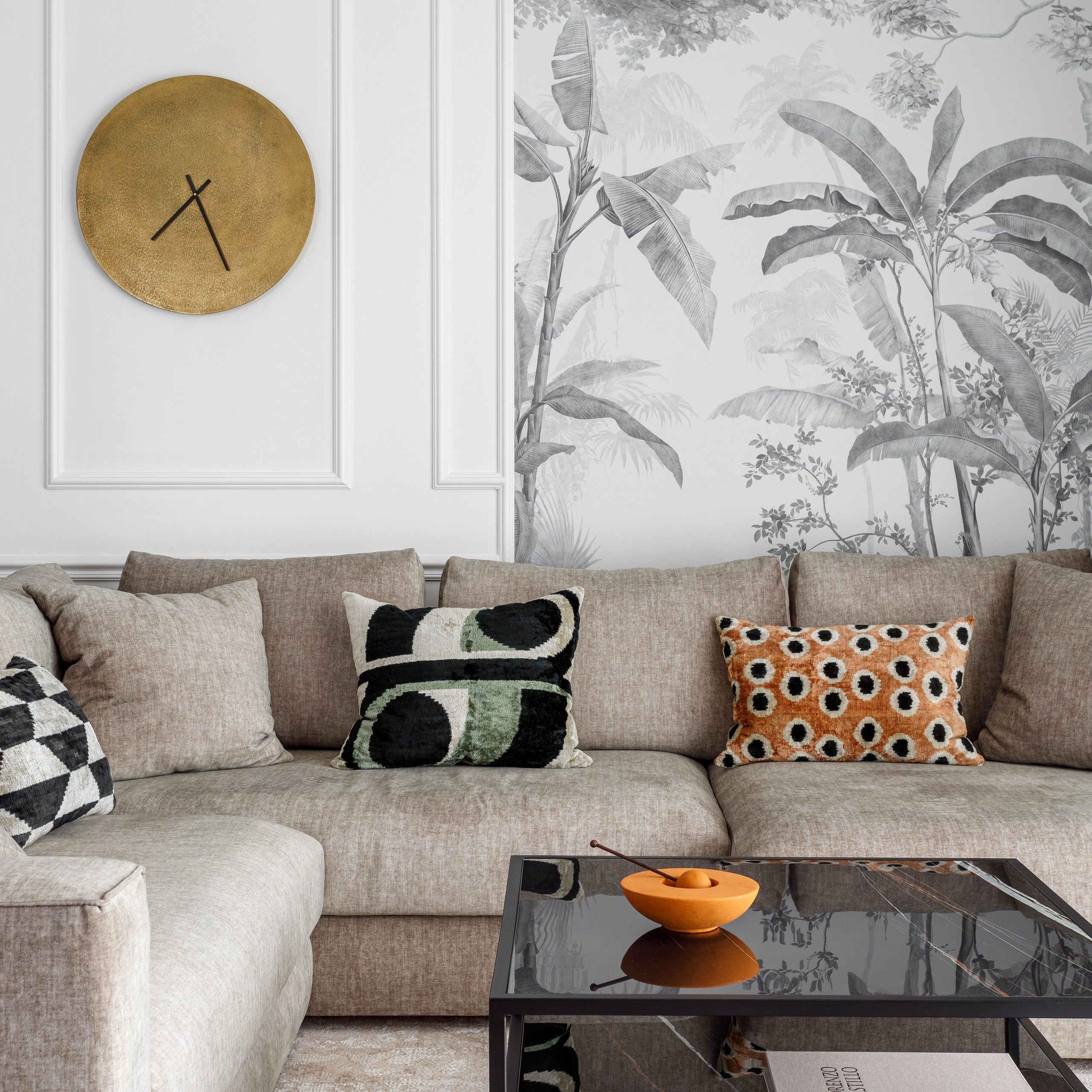 Профессиональная видеосъемка интерьеров в Самаре. Интерьерный фотограф Дима Птицын и стилист Дарья Копылова