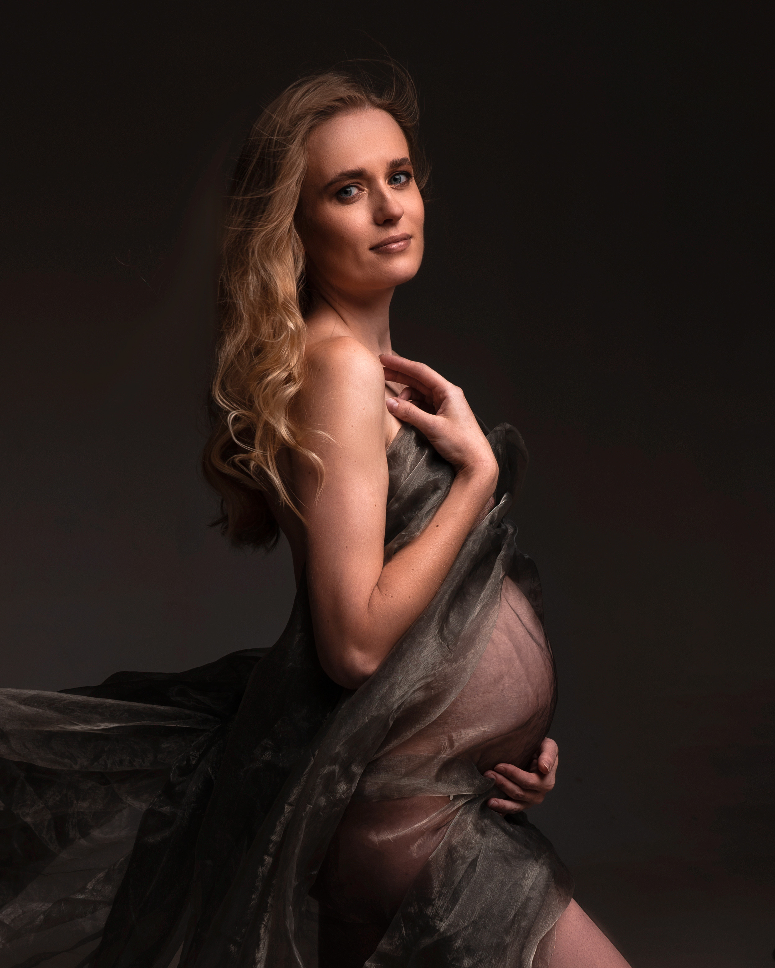 классический мужской портрет, фотосессия в студии