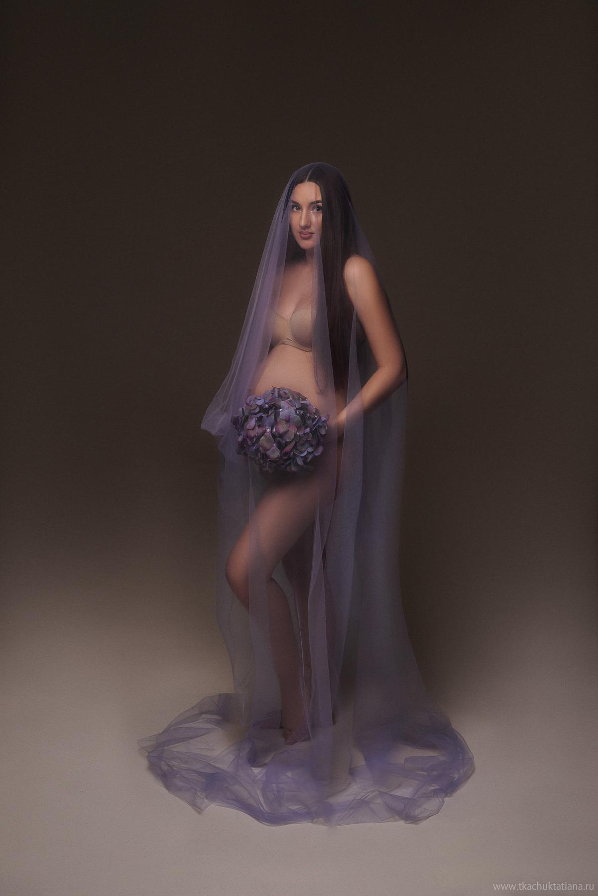 Беременность в стиле VOGUE. Фотограф новорожденных беременных в Тюмени Ткачук Татьяна