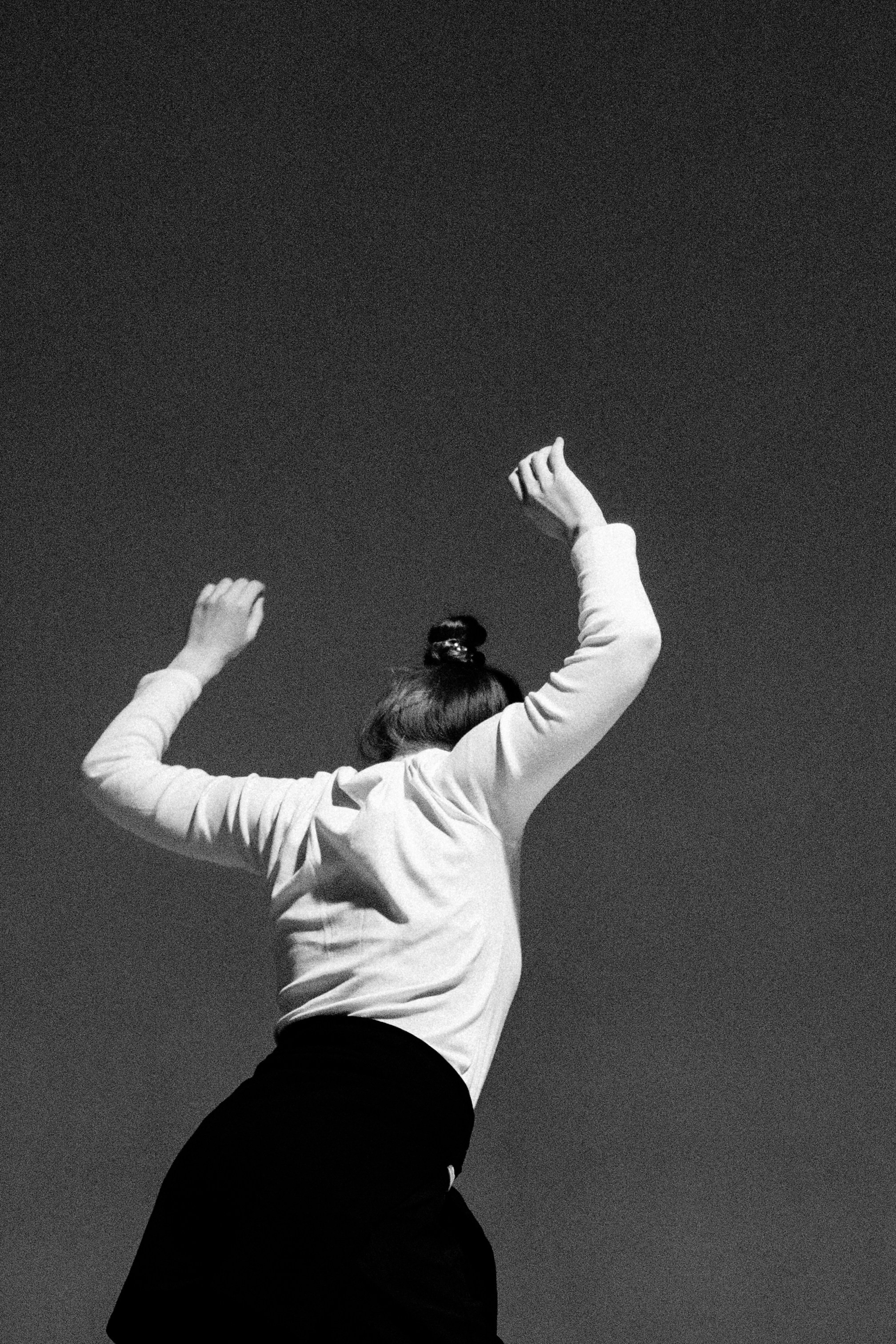 СЕСТРИЦЫ. Артем Сарки