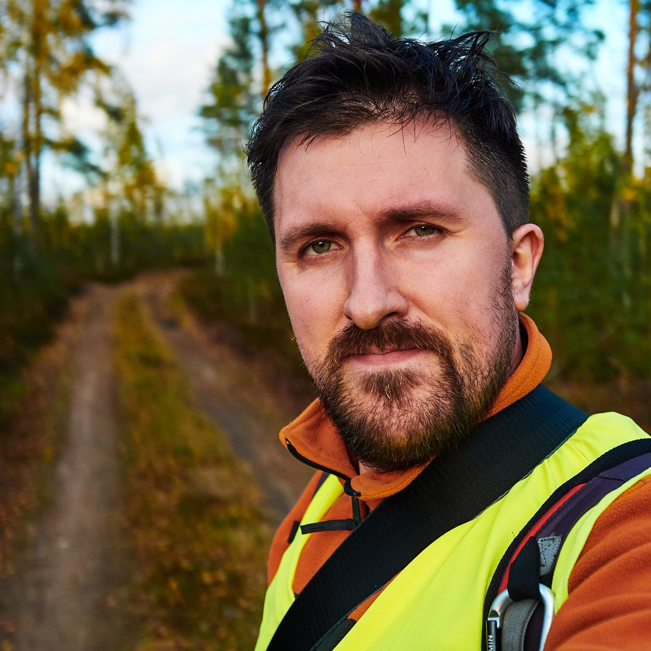 Контакты. Фотограф Алексей Алексеев