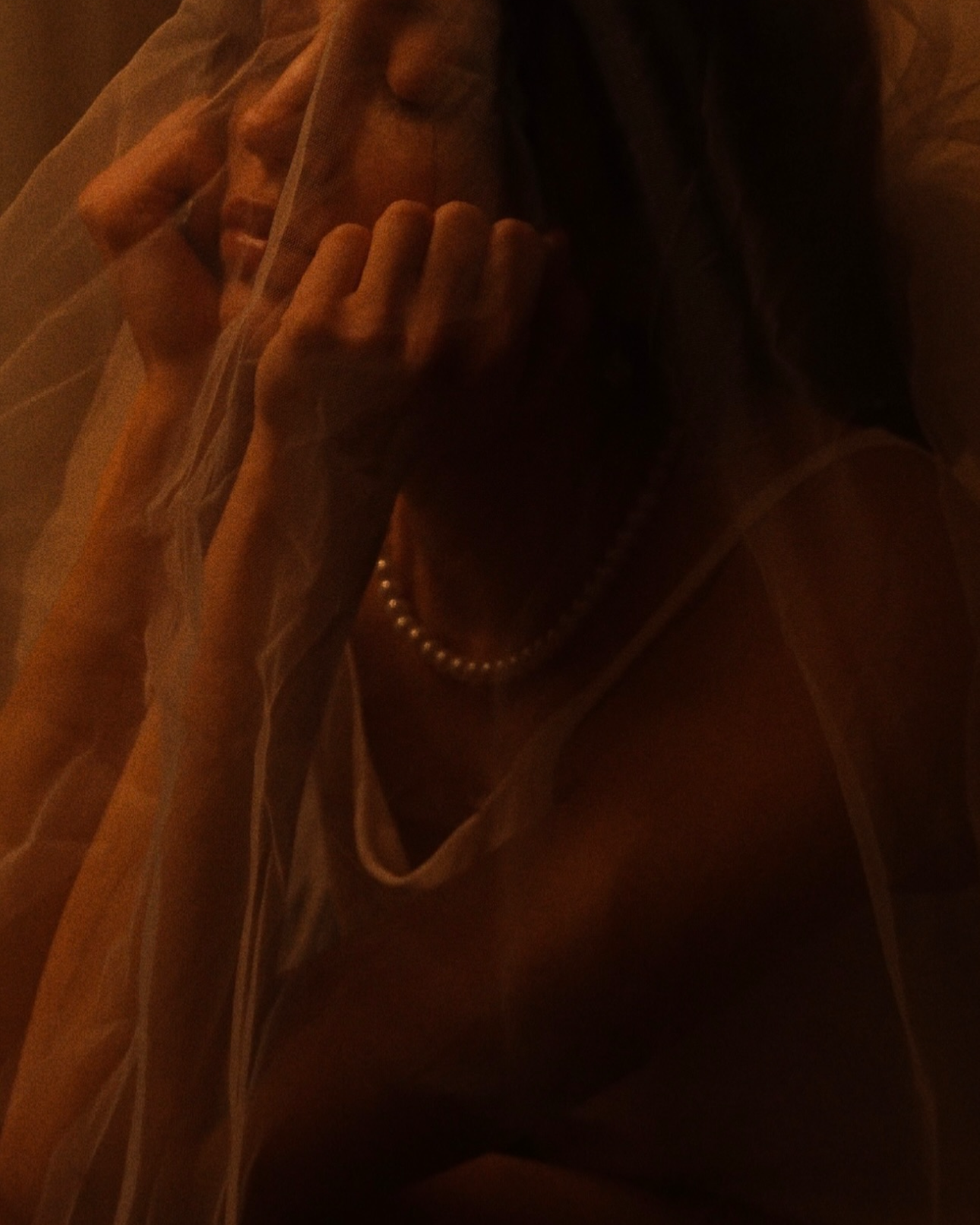 О ЛЮБВИ НЕ ГОВОРЯТ.ЕЕ ПОКАЗЫВАЮТ