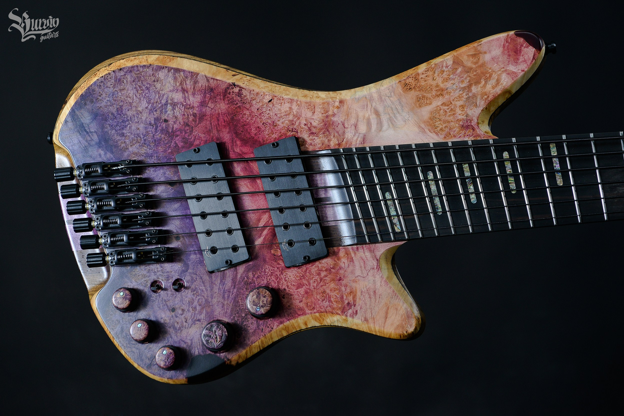 Master of making guitars and basses to order