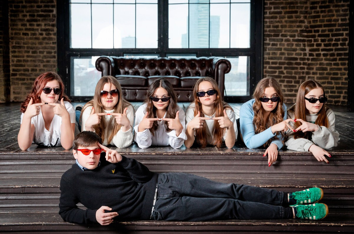 Школьная фотосессия в студии. Выпускные альбомы в Москве и Подмосковье