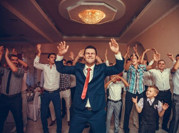 Свадебный фотограф в Краснодаре: Профессиональная свадебная фотосъемка. Интерьерная фотостудия FOTOGEN г. Краснодар