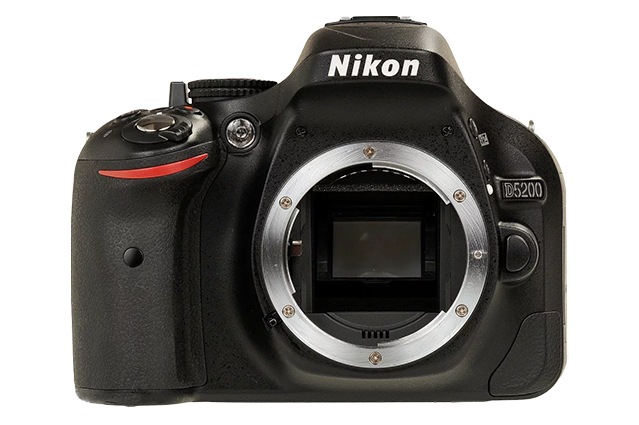 Камера Nikon D5200 с объективом AF-S DX Nikkor 35 mm f/1.8G. Примеры RAW файлов