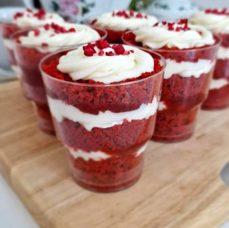 Меню. Кейтеринг, фуршеты, гастробоксы, авторские закуски в Уссурийске