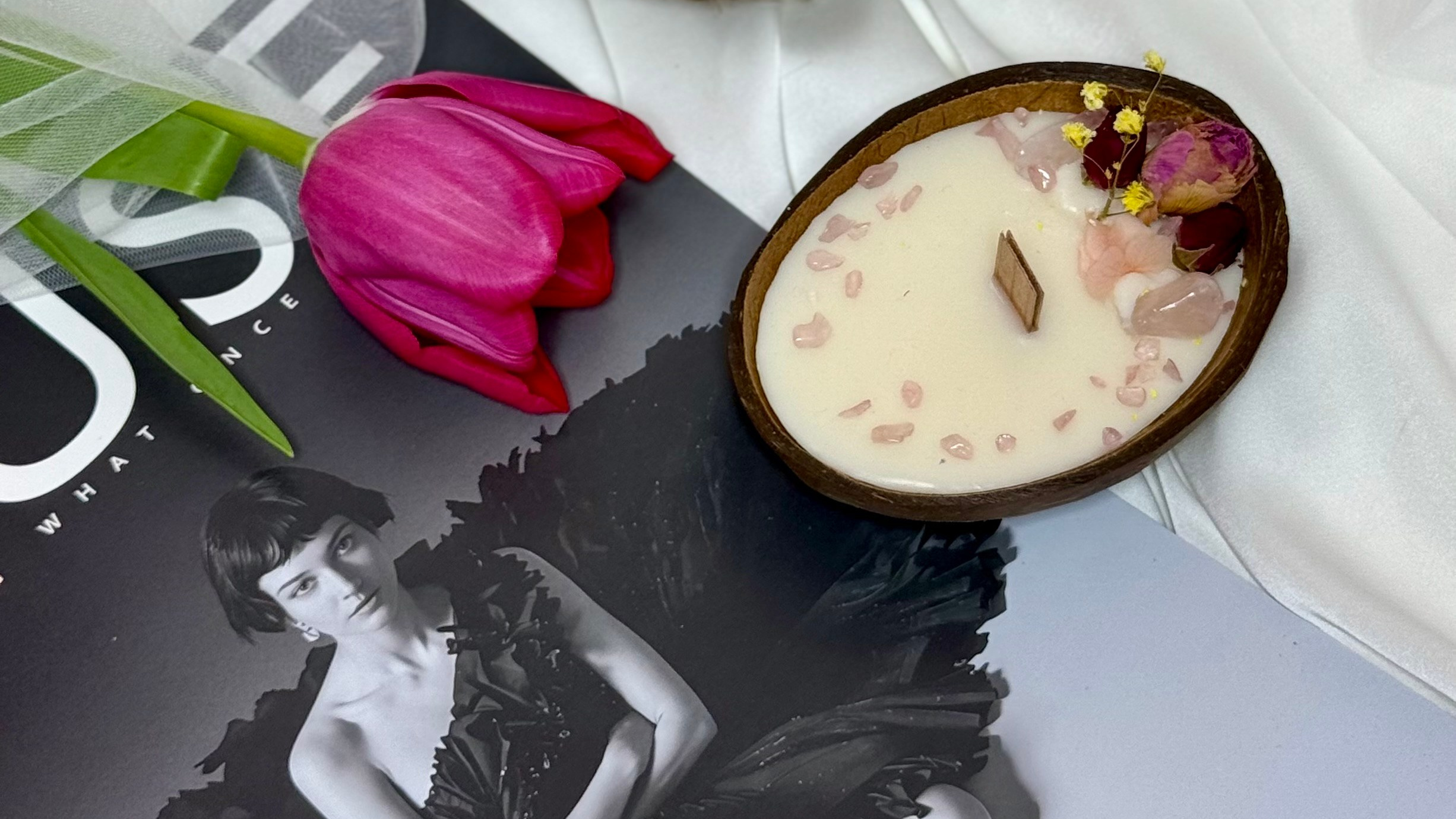 Аромасвечи и наборы. Художественная ручная роспись елочных шаров, корпоративные подарки и восковые аромасвечи