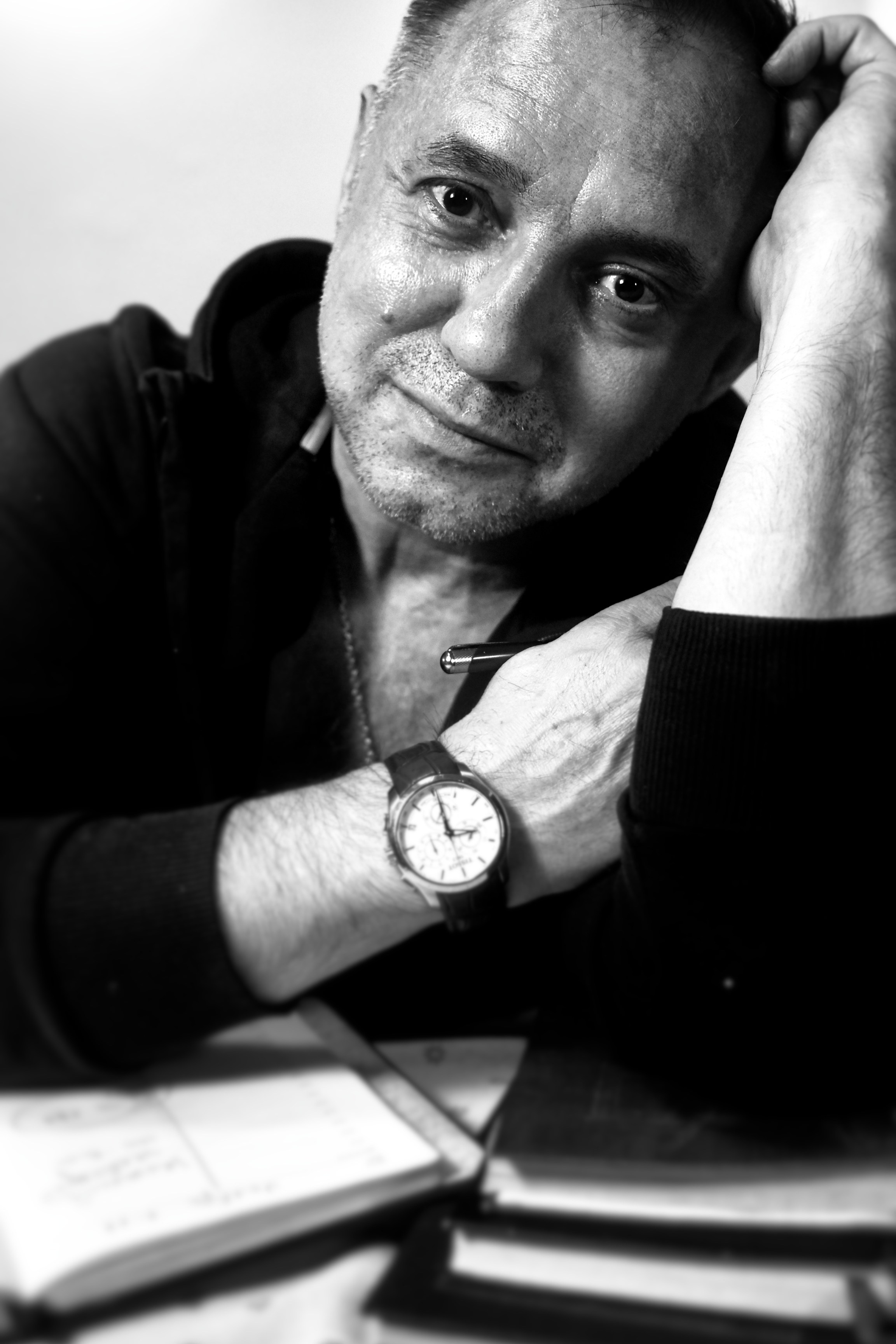 Контакты. Поэт Александр Зайцев