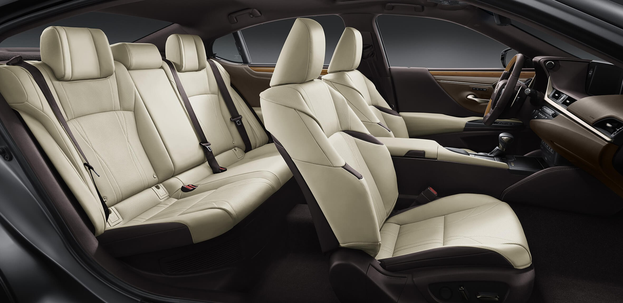 Трансфер автомобилем Lexus ES