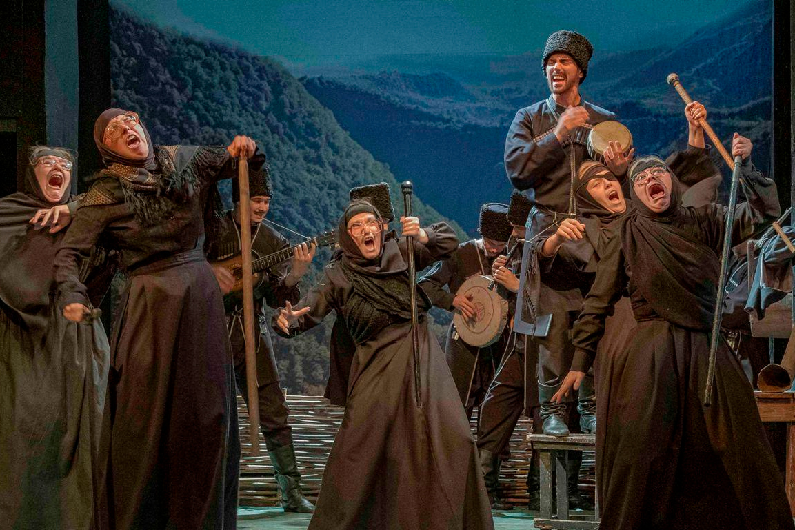 Театр «У Моста»: «Ростов вас любит!». Журнал о самом особенном. Пермь и Пермский край