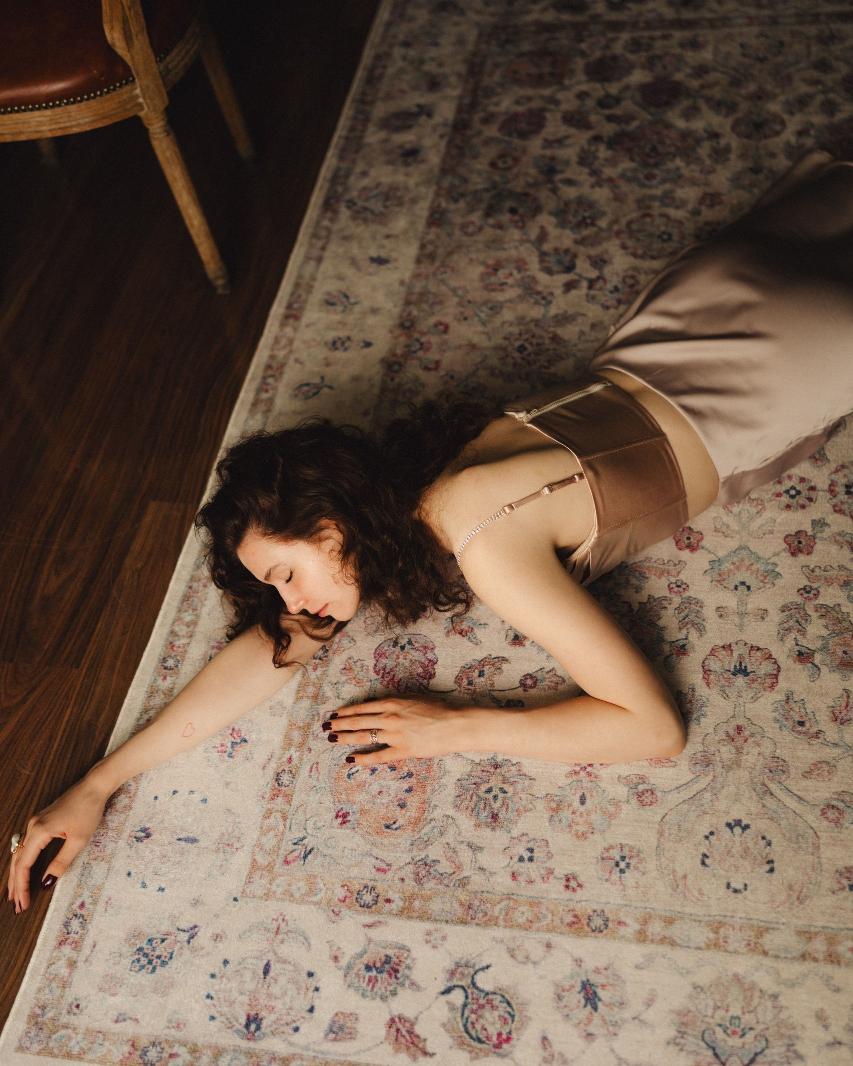 Женский фотограф в Москве и Санкт-Петербурге — Екатерина Королева | Женские портреты, парные съёмки, видео