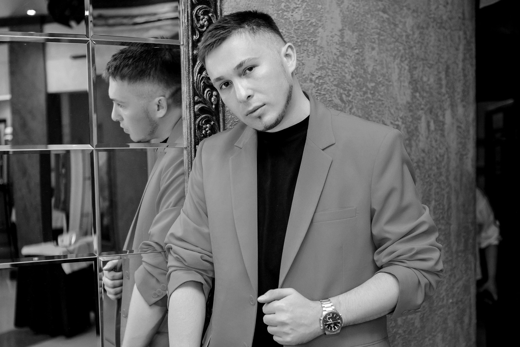 Контакты. Фотограф Константин Неретин Магнитогорск, Челябинск, Екатеринбург, Москва, Питер, Тюмень