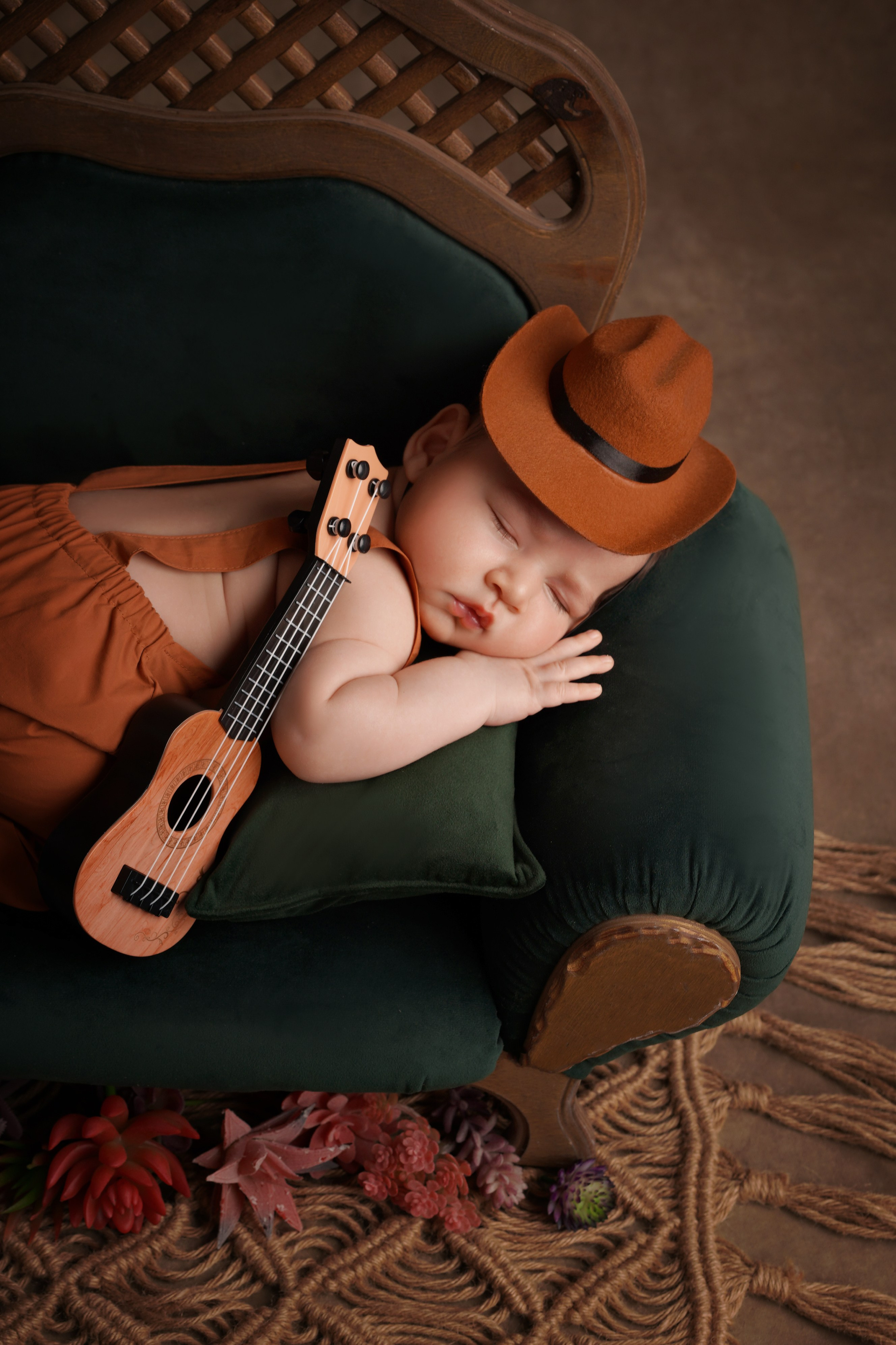 Новорожденные. Классика. Фотограф новорожденных беременных в Тюмени Ткачук Татьяна