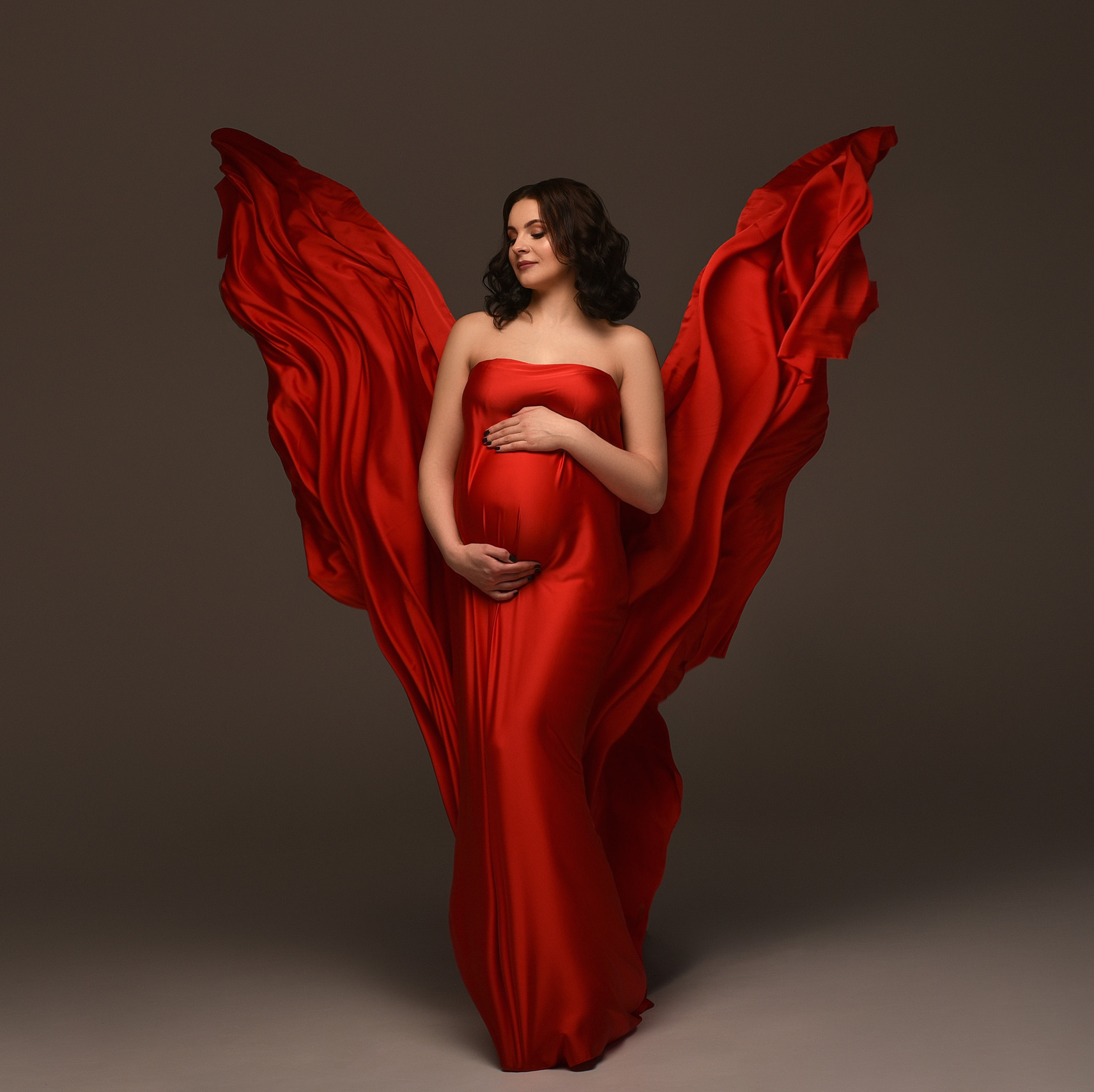 Фотосессия новорожденного в городе Брянке Фотограф новорожденных в Брянске и Брянской области Фотосессия ньюборн Стоимость фотосессии новорожденного Фотограф беременности Фотосессия в ожидании Фотосессия беременности в Брянске Студийная фотосессия беременности в стиле VOGUE Лучший фотограф беременности в Брянске лучший фотограф новорожденных в Брянске Образы для фотосессии беременности