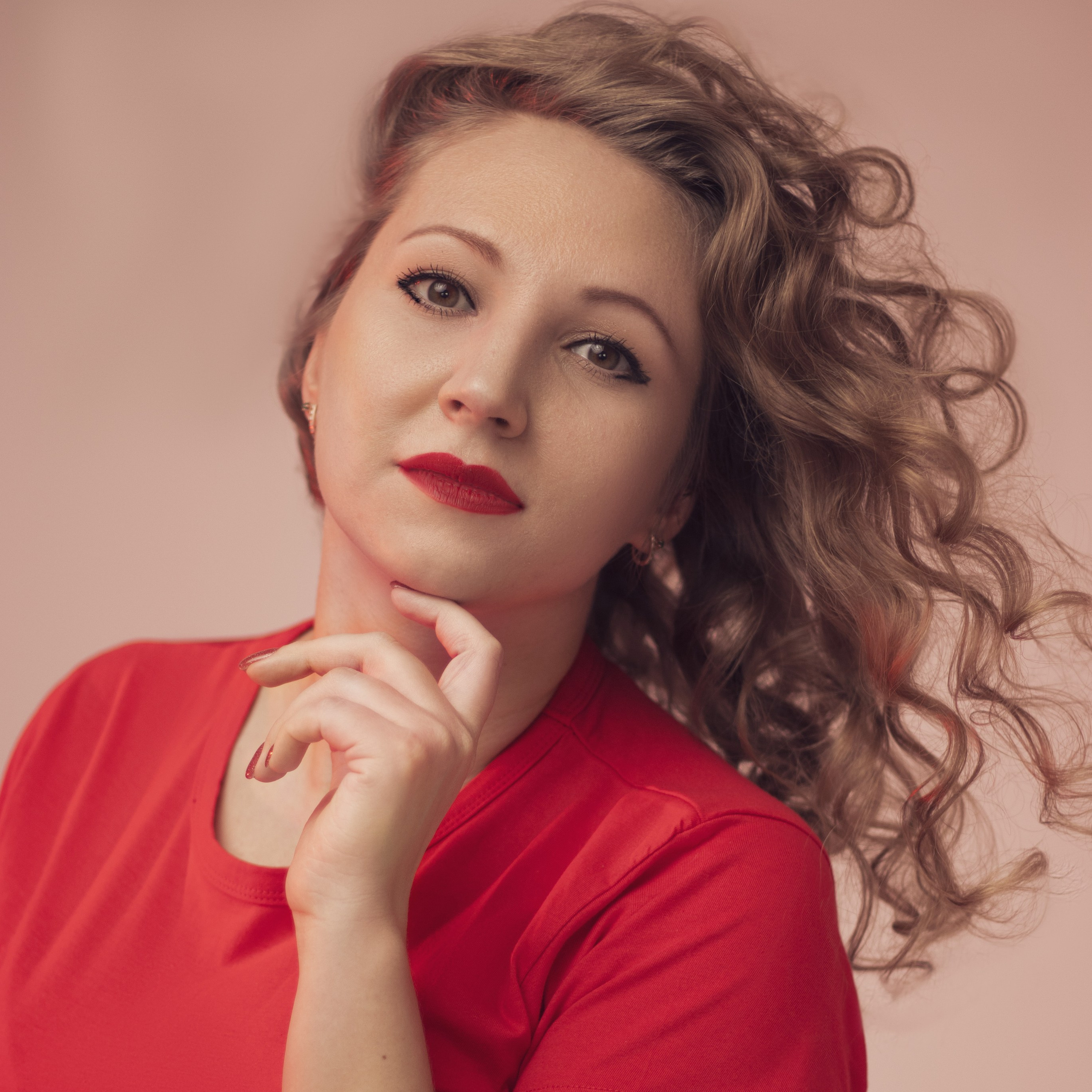 Контакты. Фотограф в Астане, индивидуальная, семейная, домашняя фотосессия